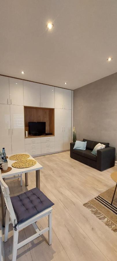 Apartament W Centrum Ниса Екстер'єр фото